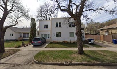 205 Avenue G North