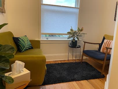 Tomsine Psychotherapy