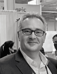 Dr. Marius Naghiu