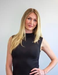 Amanda Bastedo