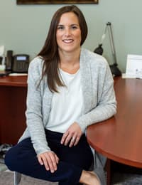 Dr. Kelly Rau (Strathdee)