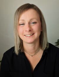 Dr. Karolina Rozworska