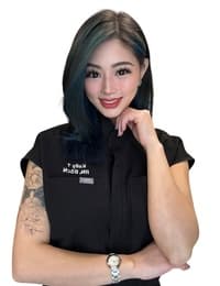 Kelly Tiong