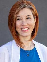 Dr. Melissa Carr