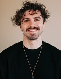 Alexis M. Léveillé | PHYSIO