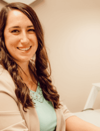 Dr. Laura Hoffmann