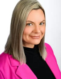 Lizanne Hills
