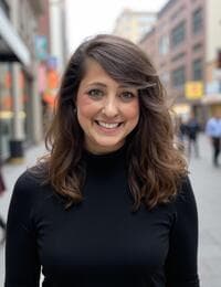 Mrs. Lindsay Lipsett