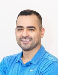 Dr. Oliver Sanchez