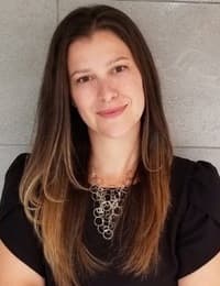 Dr. Melissa Calhoun