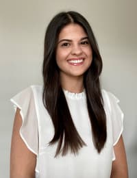 Dr. Nicole Gomes Guimarães