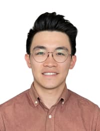 Dr. Félix Shum