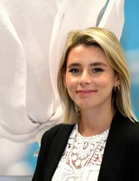 Dr. Laura Lambe