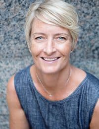 Dr Kristine Lyons, DC