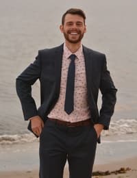 Dr. Guillaume Bonneau,