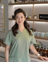 Miss Weihua(Wendy) Peng