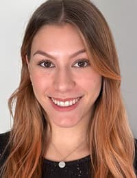 Kelly Pallikaris