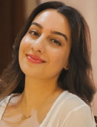 Sharzie Khoshnazar