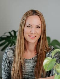 Ms. Oana Vonu-Boriceanu