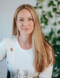 Ms. Oana Vonu-Boriceanu