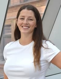 Dr. Sarah Altenhof