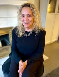 Barbara Balshaw-Dow, MSW, RSW, RYT